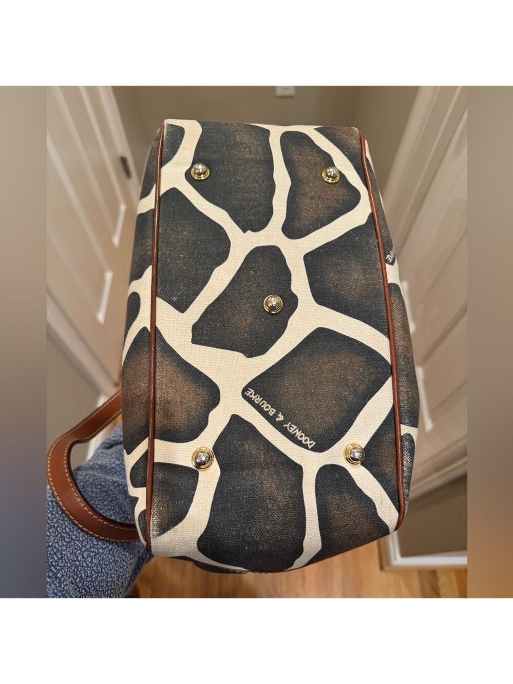 Dooney & Bourke - Giraffe Coated Canvas Tote, Very Nice Condition Shoulder Strap - Picture 8 of 12
